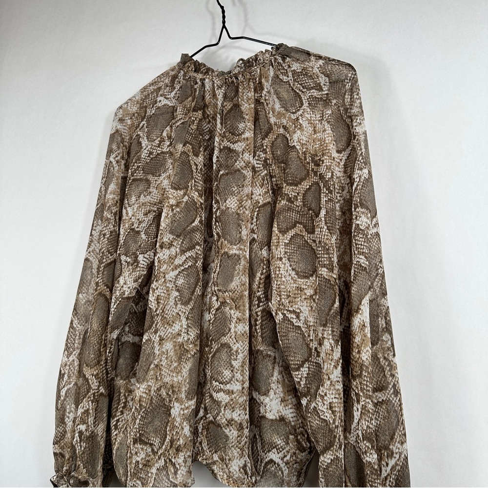 MANGO Women's Snake Print Blouse | Size 4 - Picture 11 of 12
